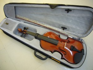 バイオリン買取りました。福山市、大吉福山蔵王店です。