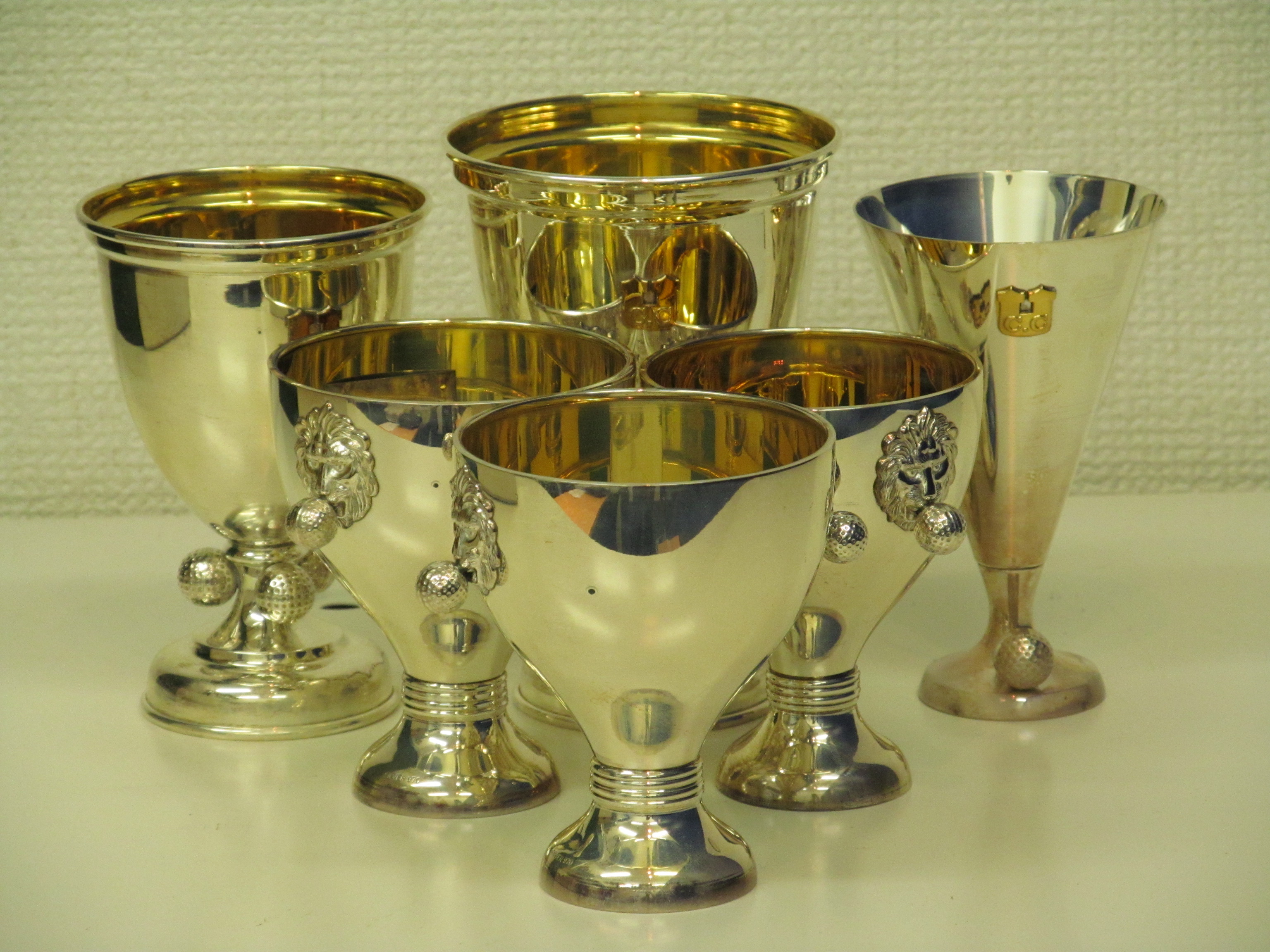 銀杯、銀製トロフィーなど銀製品の買取りは大吉IY犬山キャスタ店へ！