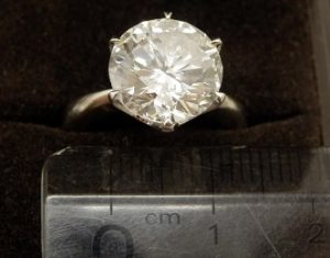 水戸市のお客様より1ctダイヤモンドをお買取しました！