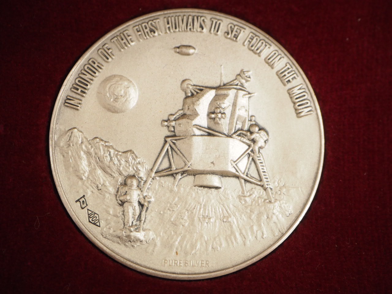 純銀製 アポロ11号 月着陸記念メダル SV1000 約36.2g 直径40mm