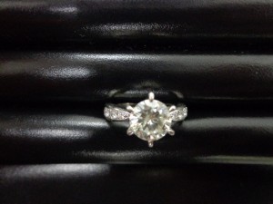 ダイヤモンド リング 指輪