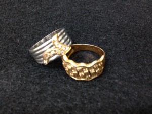 プラチナ、金リング