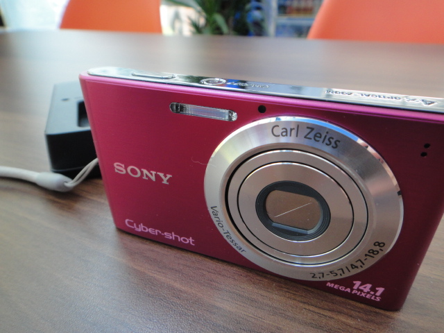 サイバーショット　デジカメ　カメラ