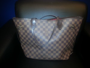 ヴィトンネヴァーフルの画像です