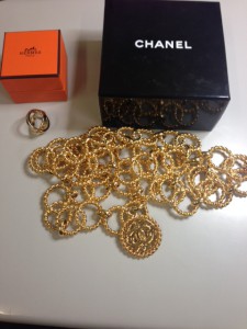 ブランド品の小物の買取は大吉稲毛店が引き受けます!