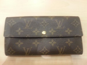 ヴィトン財布の画像です