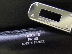 エルメス ケリーウォレットミディアム 近影