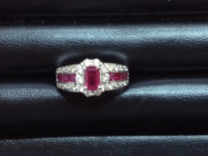大吉武蔵小金井店で買取りましたルビーリングの画像です