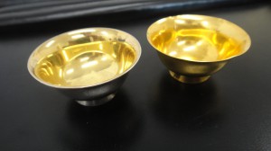 金杯 銀杯の画像です。