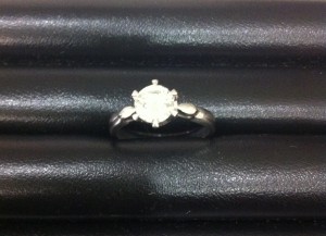 大吉武蔵小金井店で買取りましたダイヤモンドの画像です