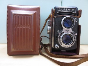 カメラ　ALPEN