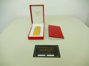 カルティエライター画像です。