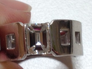 大吉武蔵小金井店で買取りましたダイヤ　エメラルドカットの画像です