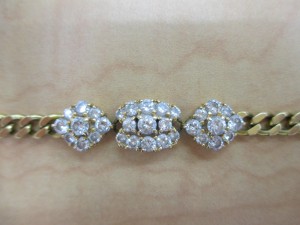 ダイヤブレスの写真です