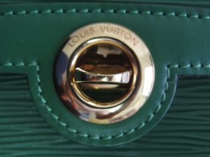 ルイヴィトン エピ アルシュ 金具