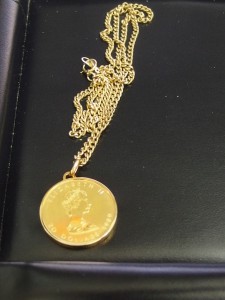 コイン付ネックレス