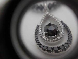ブラックダイヤモンドの画像です