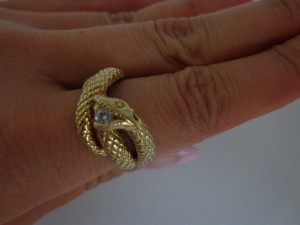 貴金属　アクセサリー