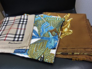 バーバリー、エルメスストール