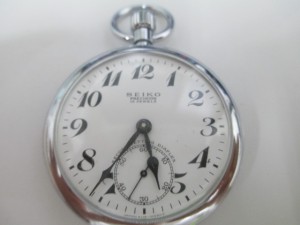 懐中時計の画像です