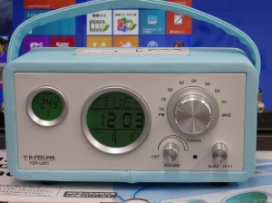 A-FEELING USBスピーカーラジオ YSR-U301　の画像です。