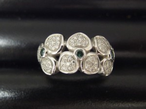 プラチナダイヤモンドリング トップ