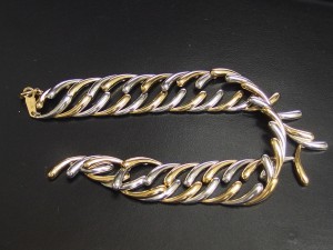 18金＆プラチナコンビネックレス