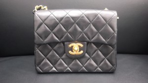 シャネル・ミニマトラッセ