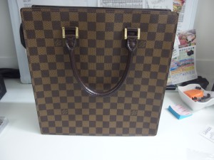 ルイヴィトン ダミエ サックプラ