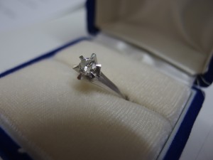 プラチナ台ダイヤモンドリング