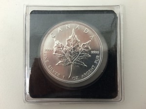 大吉あいの里店 メイプルリーフ銀貨