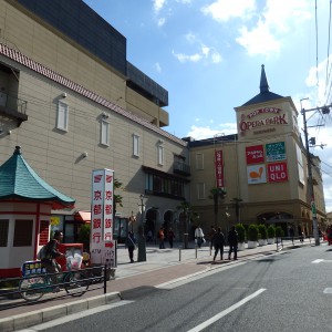 大吉住道店はポップタウン住道のすぐ近くです。