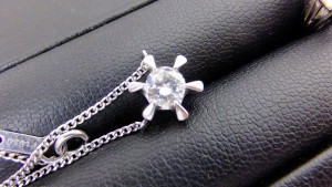 ダイヤネックレス