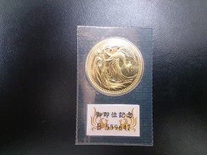 10万円　金貨
