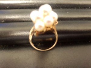 18金パール付リングのお買取りは大吉本八幡店にお任せ下さい!!