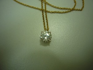 ダイヤ、ネックレス