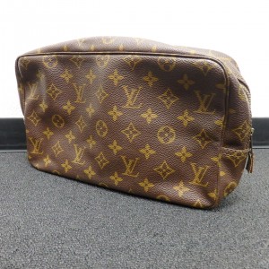 ヴィトンの化粧ポーチ