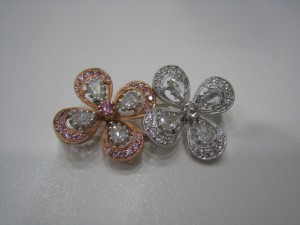 ダイヤブローチ②
