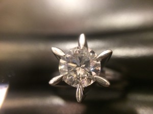 ダイヤモンド リング