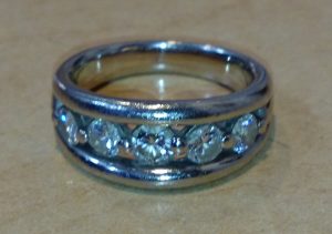 ダイヤモンド メレダイヤ プラチナ 指輪 アクセサリー 買取 買い取り 大和駅