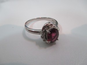 プラチナ　色石