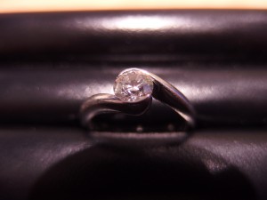 ダイヤモンド 指輪