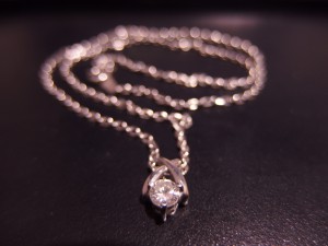 ダイヤ ネックレス