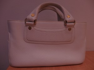 セリーヌ バッグ 白