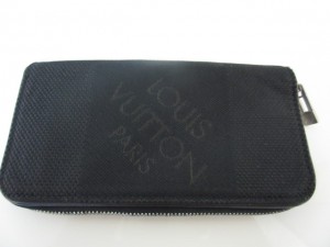 LV(ルイ・ヴィトン)長財布