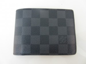 LV財布の映像です。