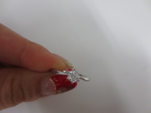 ダイヤ、ルース 草加