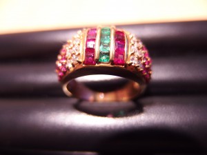 指輪(エメラルド、ルビー、ダイヤ)
