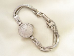 オメガの高価買取は大吉円山公園店へ