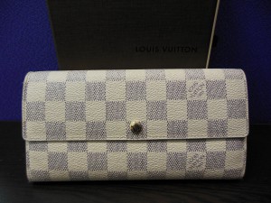 ダミエアズール